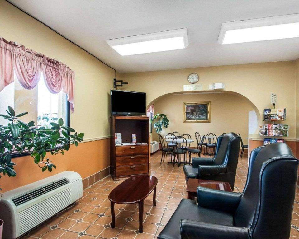 Econo Lodge Inn & Suites I-20, Exit 73 Tuscaloosa Zewnętrze zdjęcie