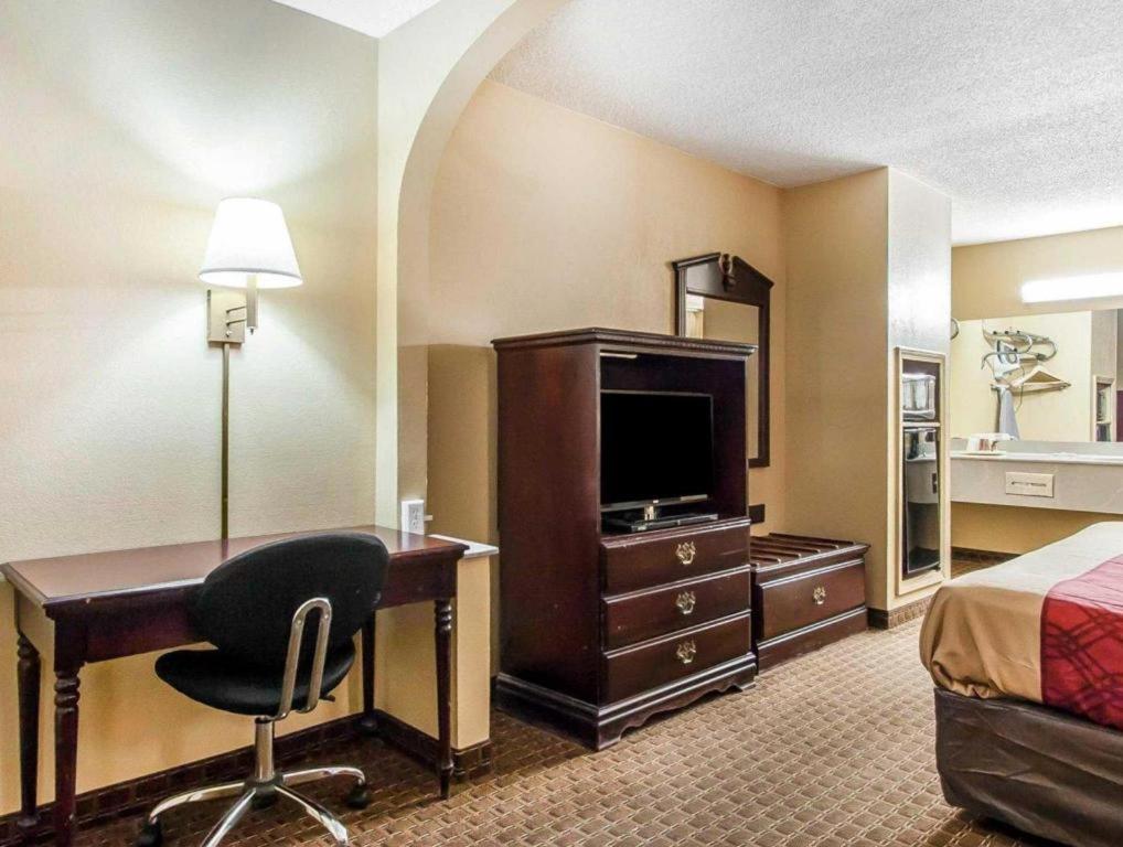 Econo Lodge Inn & Suites I-20, Exit 73 Tuscaloosa Zewnętrze zdjęcie
