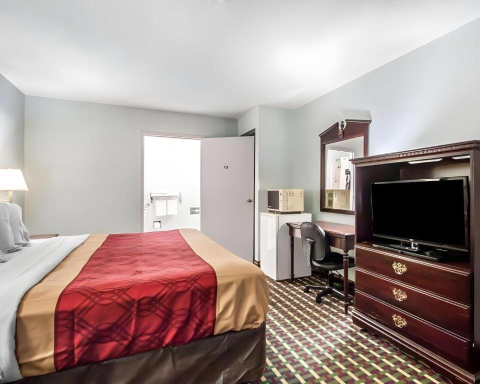 Econo Lodge Inn & Suites I-20, Exit 73 Tuscaloosa Zewnętrze zdjęcie
