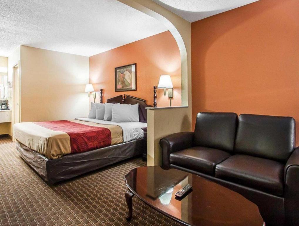 Econo Lodge Inn & Suites I-20, Exit 73 Tuscaloosa Zewnętrze zdjęcie