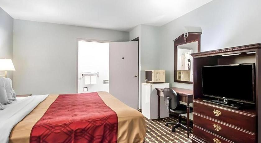 Econo Lodge Inn & Suites I-20, Exit 73 Tuscaloosa Zewnętrze zdjęcie
