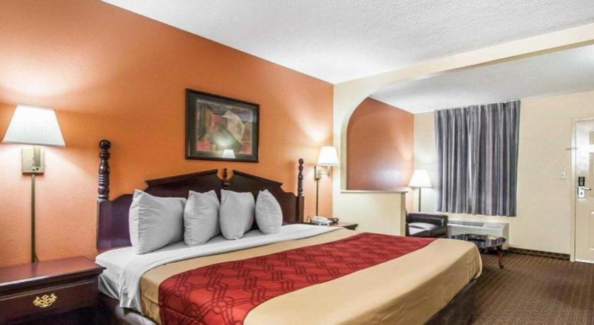 Econo Lodge Inn & Suites I-20, Exit 73 Tuscaloosa Zewnętrze zdjęcie